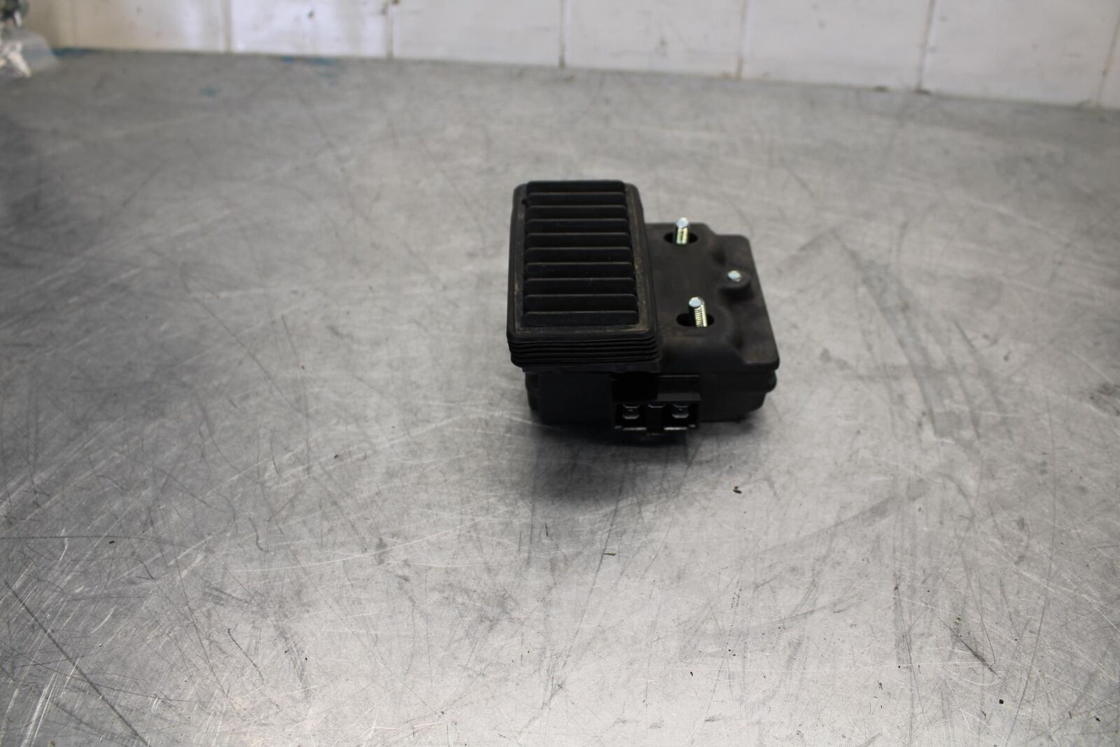 17-18 YAMAHA YZF R3 RECTIFIER VOLTAGE REGULATOR BB438