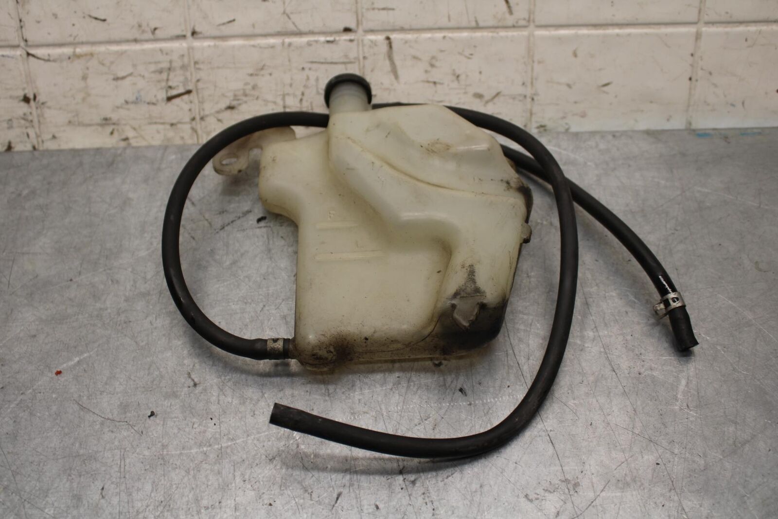 2006 Suzuki SV650S COOLANT WATER TANK RESERVOIR BOTTLE BB65