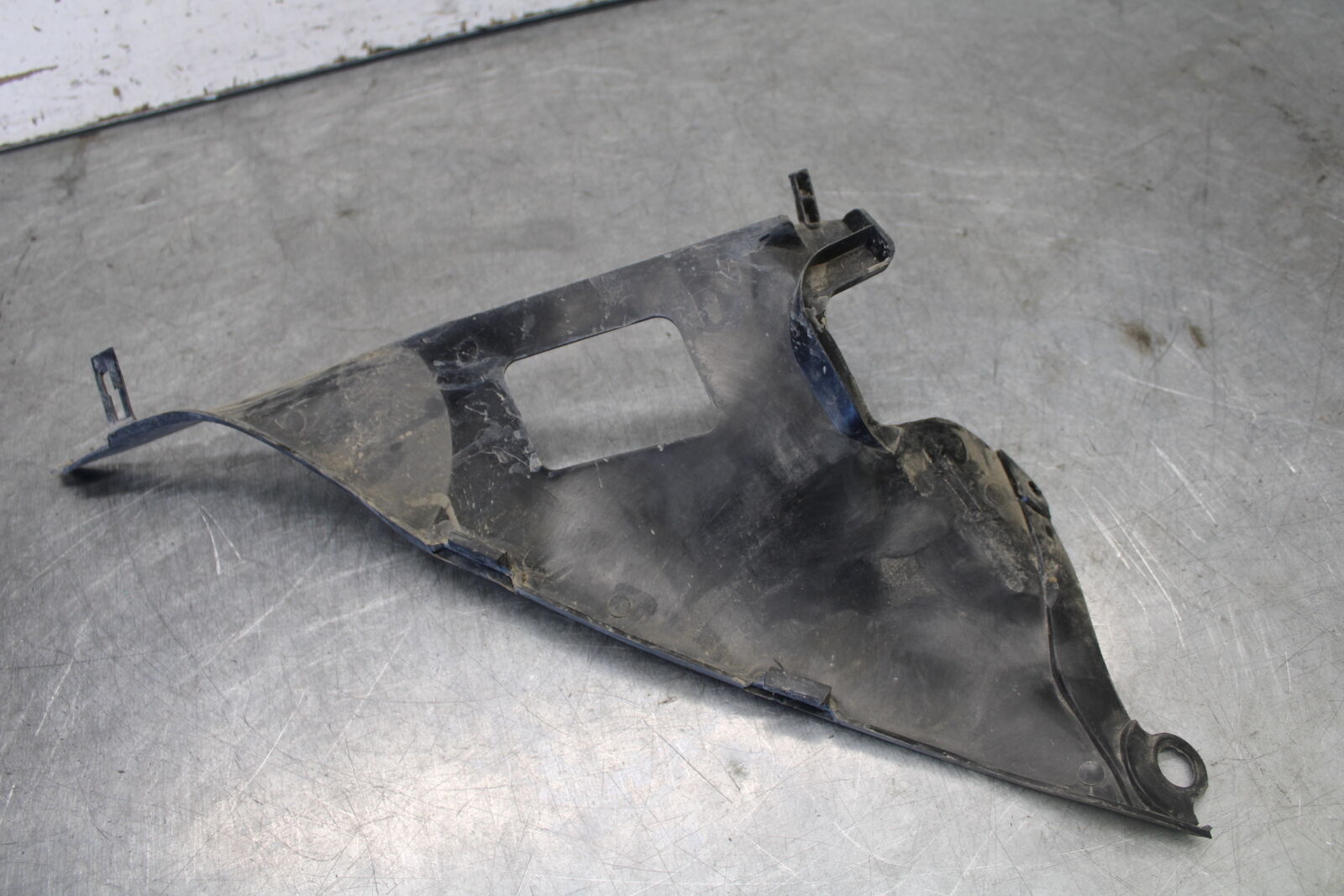 06-07 SUZUKI GSXR 600 RIGHT LEFT INNER FAIRINGS COWLS PANELS TRIMS BB694