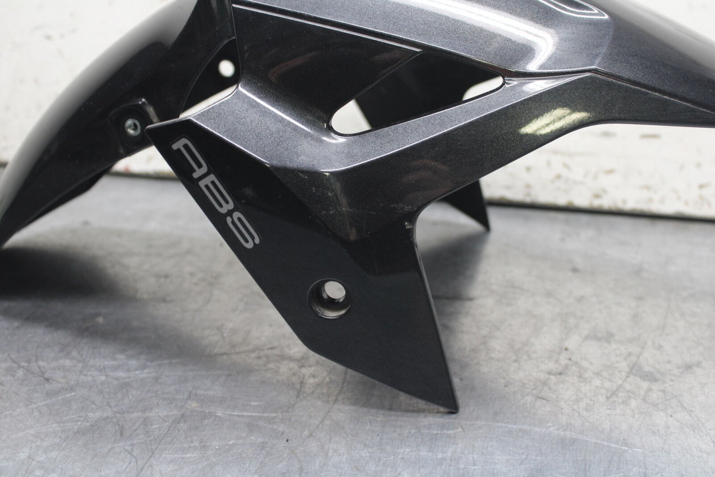 18-23 KAWASAKI NINJA 400 EX400 ABS FRONT WHEEL FENDER COWL FAIRING BB747