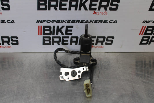 07-08 KAWASAKI NINJA ZX6R IGNITION LOCK W KEY SEAT LOCK BB203