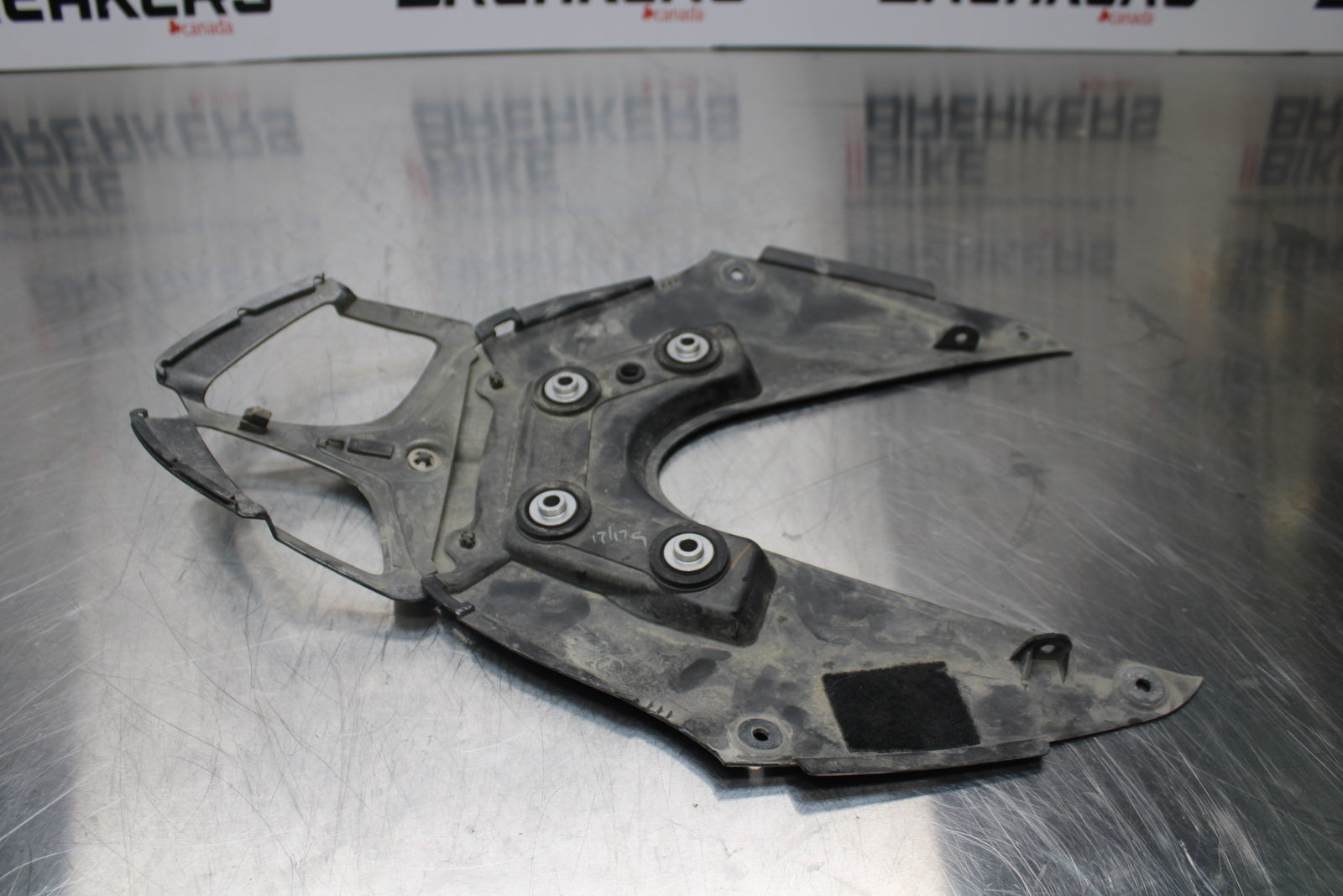 11 SUZUKI GSXR1000 REAR BACK TAIL UNDERTAIL FAIRING COWL FENDER BB142