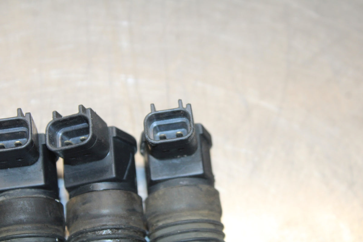 01-06 HONDA CBR600F4I IGNITION COILS COIL SPARK PLUG CAPS BB778