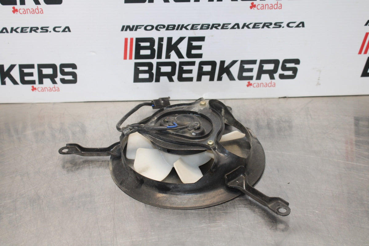 93-07 YAMAHA VMAX 1200 ENGINE RADIATOR COOLING FAN BB197