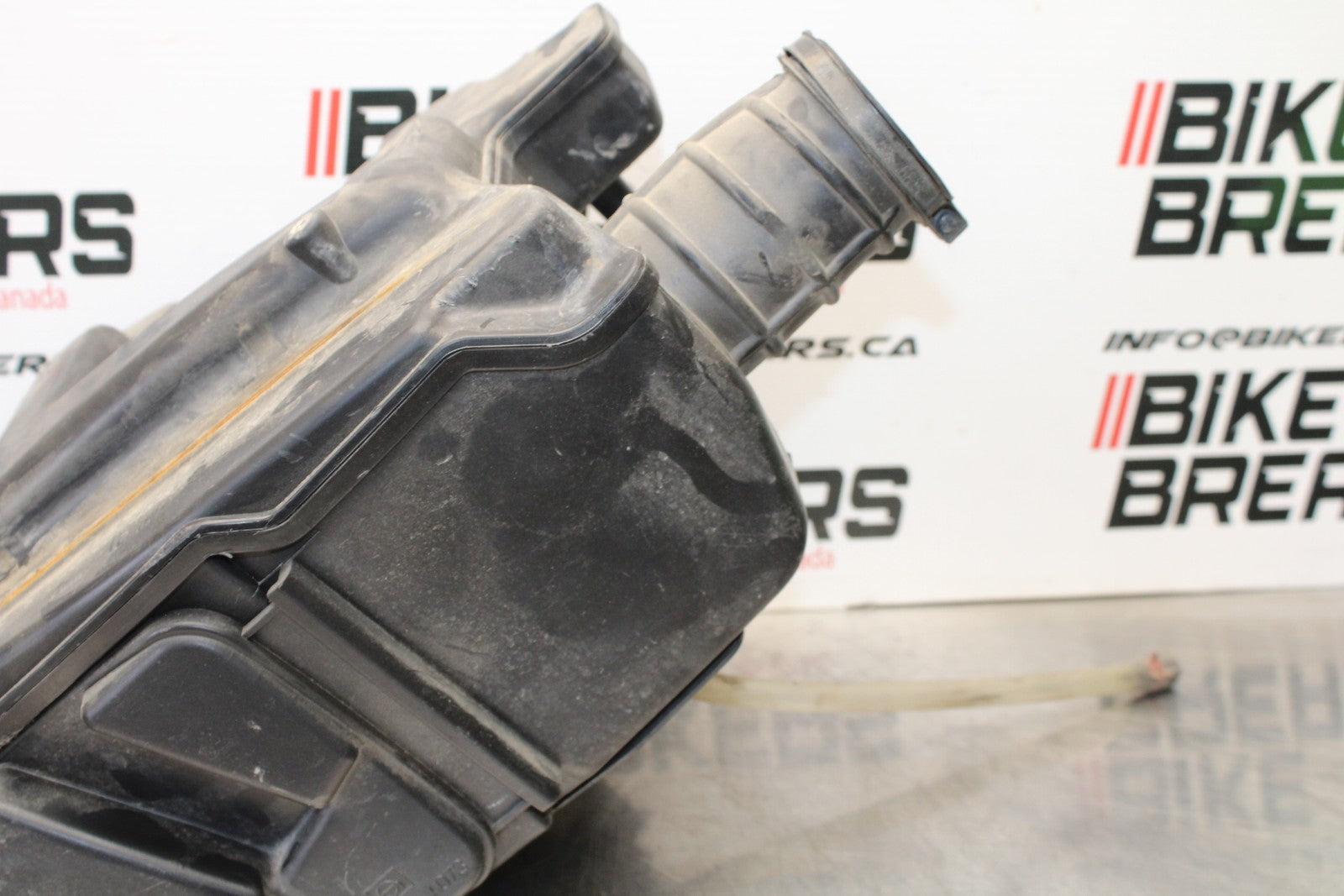 08-18 KAWASAKI KLR650 AIRBOX AIR INTAKE FILTER BOX BB183