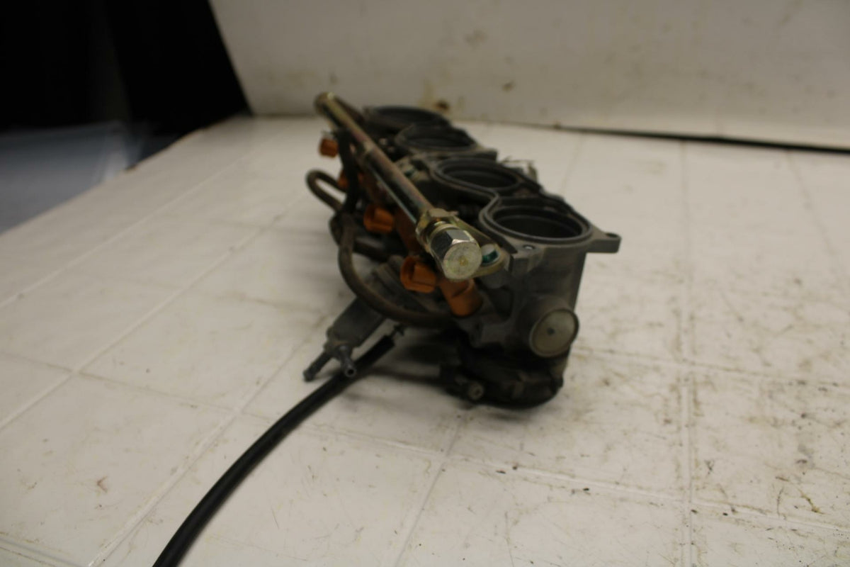 05-06 HONDA CBR600RR MAIN FUEL INJECTORS / THROTTLE BODIES BB399