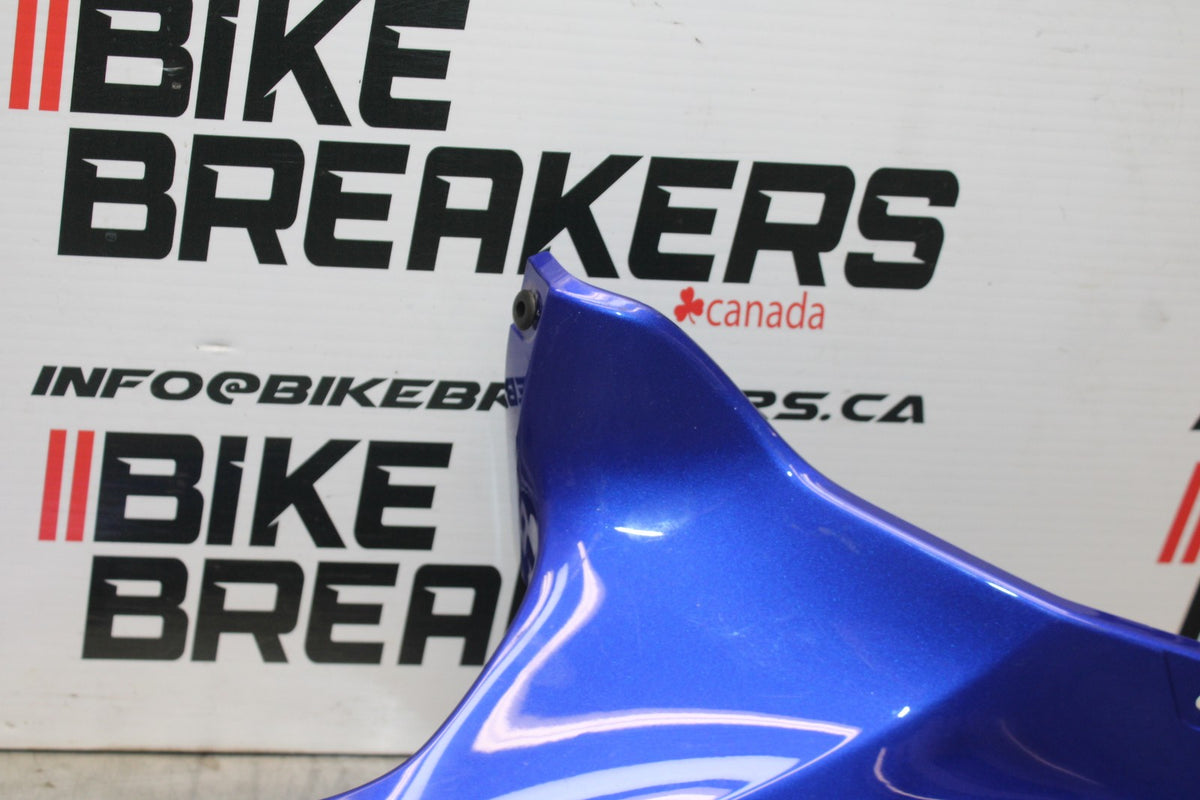 22-25 YAMAHA YZF R7 LEFT FRONT DUCT COVER PANEL COWL BB583