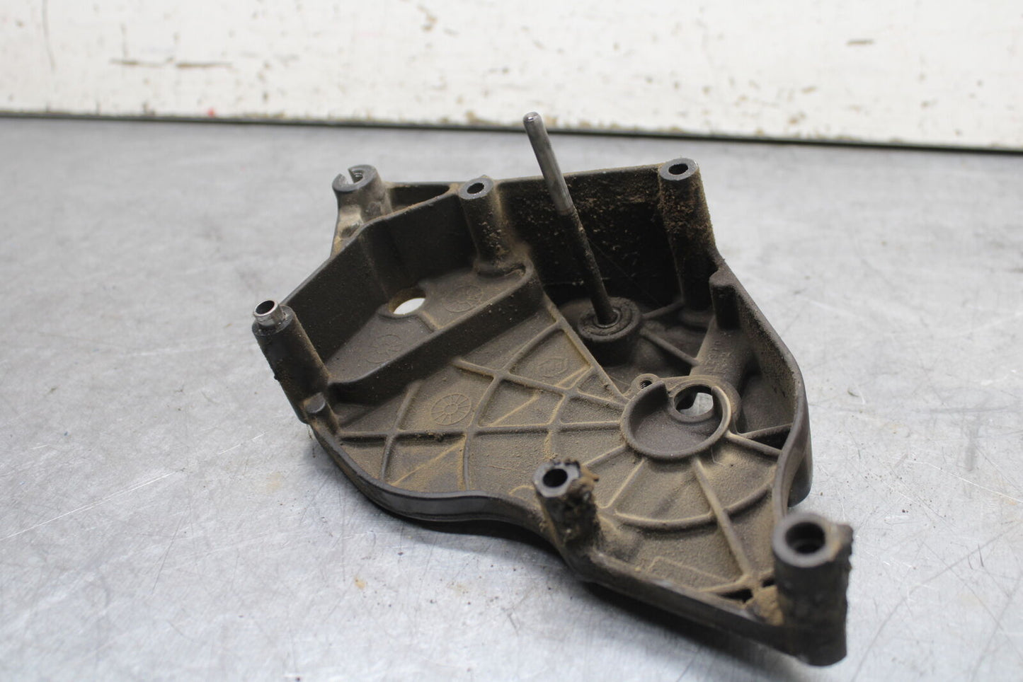 08-10 SUZUKI GSXR 600 ENGINE SPROCKET COVER  BB721