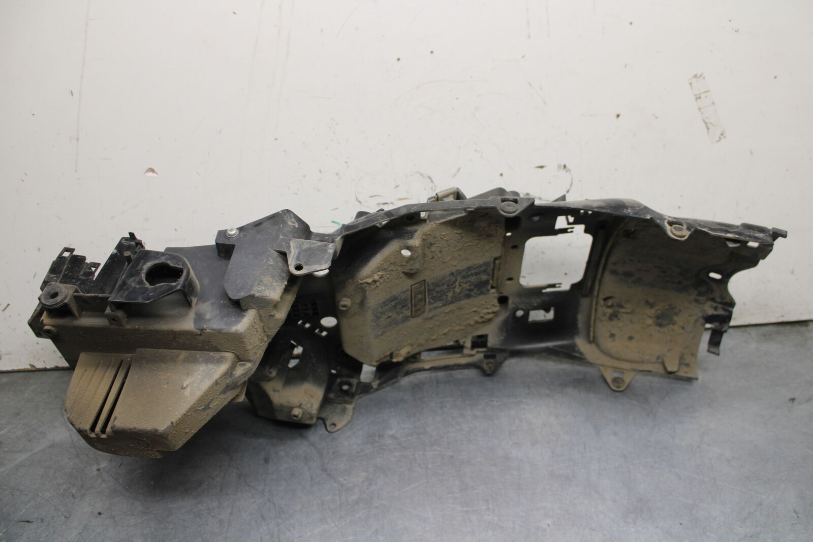 16-17 KAWASAKI VULCAN S 650 EN650 ABS BATTERY TRAY BOX HOLDER BB731