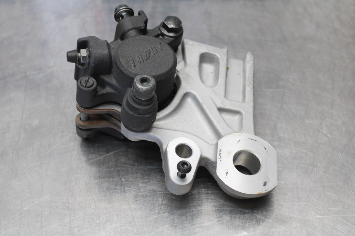 22-25 YAMAHA YZF R7 REAR BACK BRAKE CALIPER W MOUNT BRACKET BB182