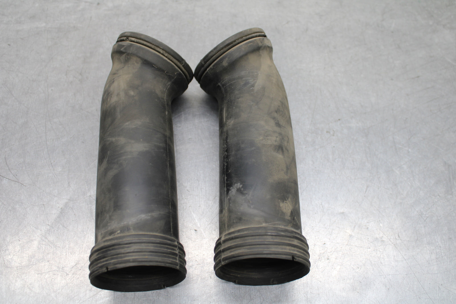 00-02 KAWASAKI NINJA ZX6R RIGHT LEFT AIR INTAKE DUCTS BB750