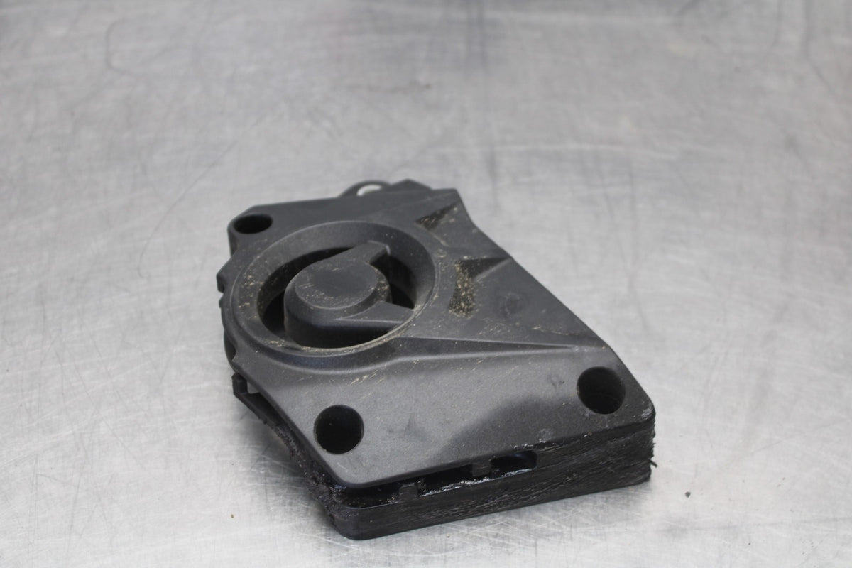 17-20 BMW S1000R ENGINE SPROCKET COVER BB909