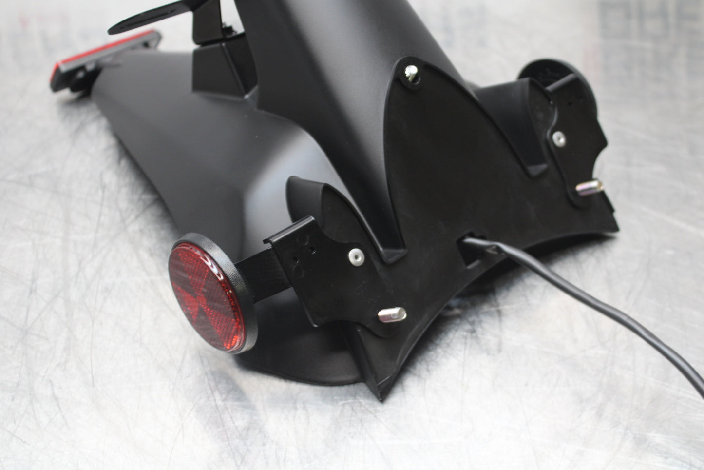 23-24 KAWASAKI NINJA ZX14R NEW!! REAR BACK FENDER MUD GUARD BB153