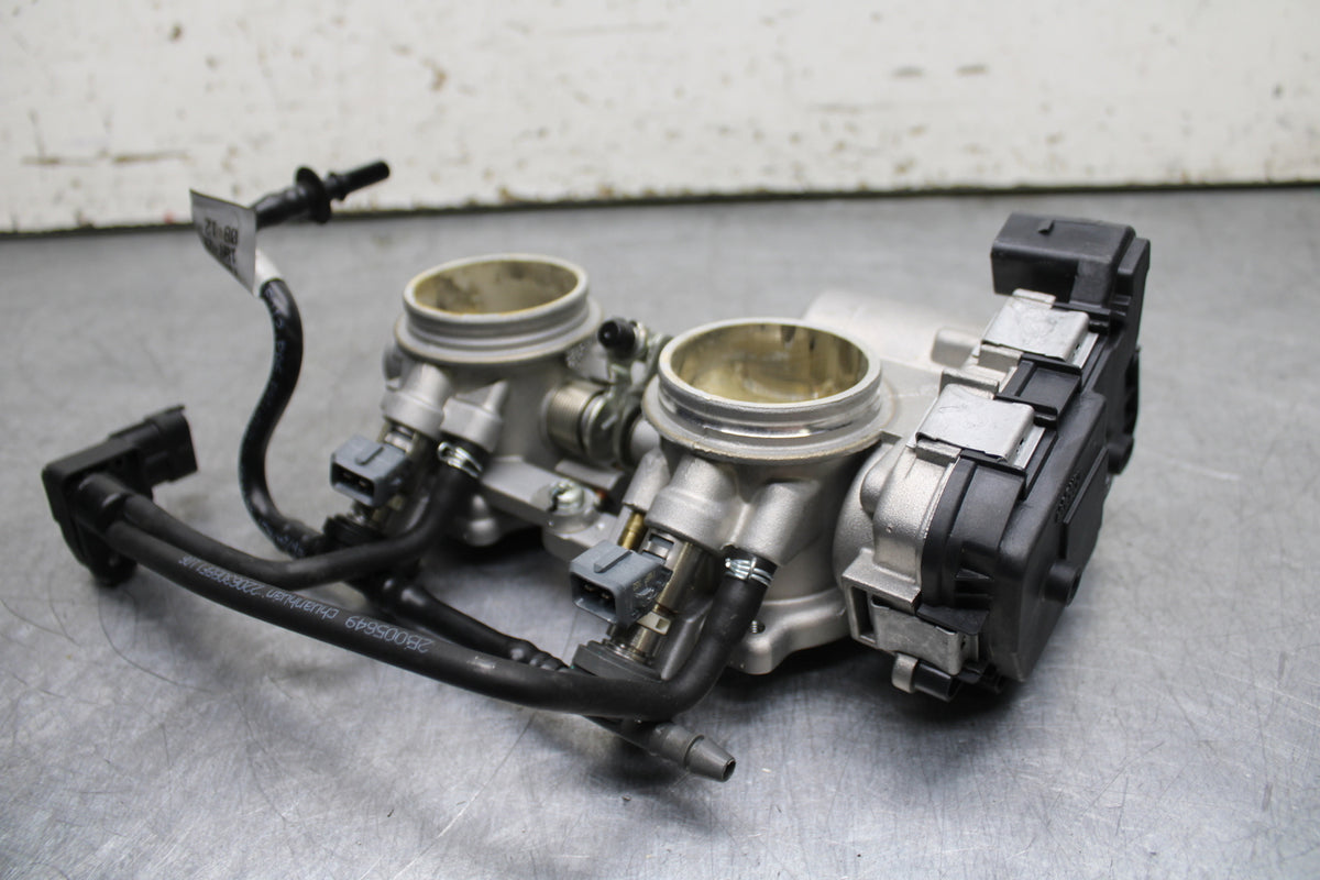 21-24 APRILIA TUONO 660 FACTORY MAIN FUEL INJECTORS / THROTTLE BODIES BB733