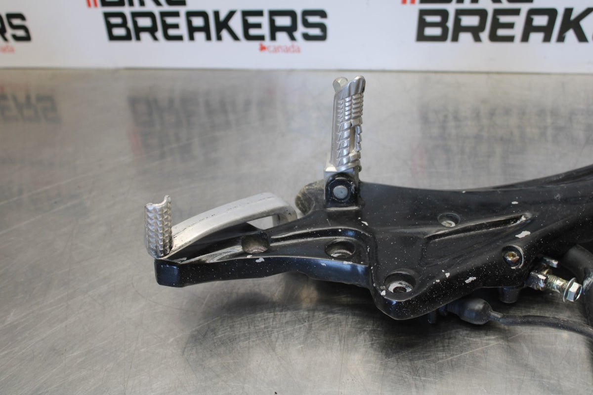 10 SUZUKI SV650 RIGHT REARSET REAR SET DRIVER FOOT PEG REST STOP BB181