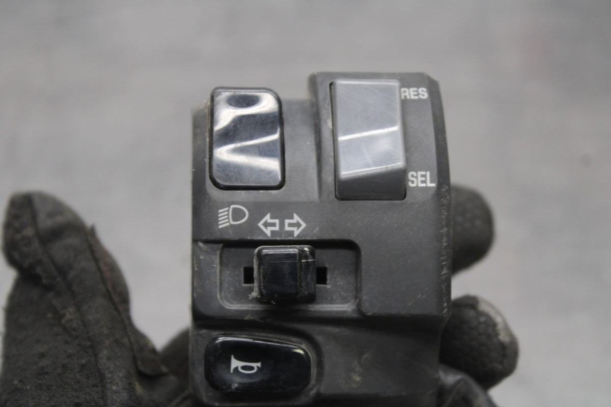 22-25 YAMAHA YZF R7 LEFT CLIP ON HANDLE HORN SIGNALS SWITCH SWITCHES BB940