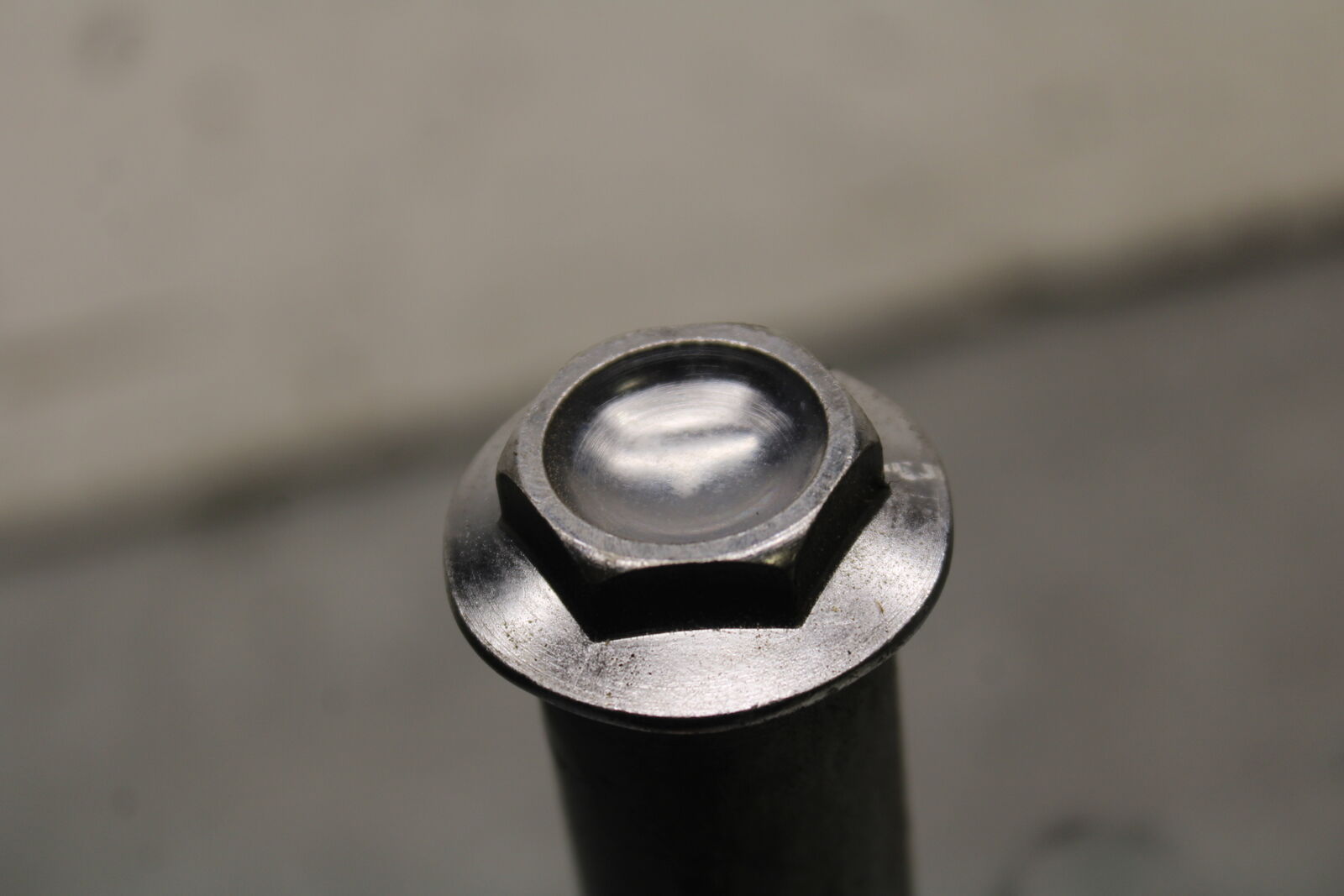 17-21 HONDA CBR1000RR SP FRONT WHEEL RIM AXLE PIVOT BOLT BB681