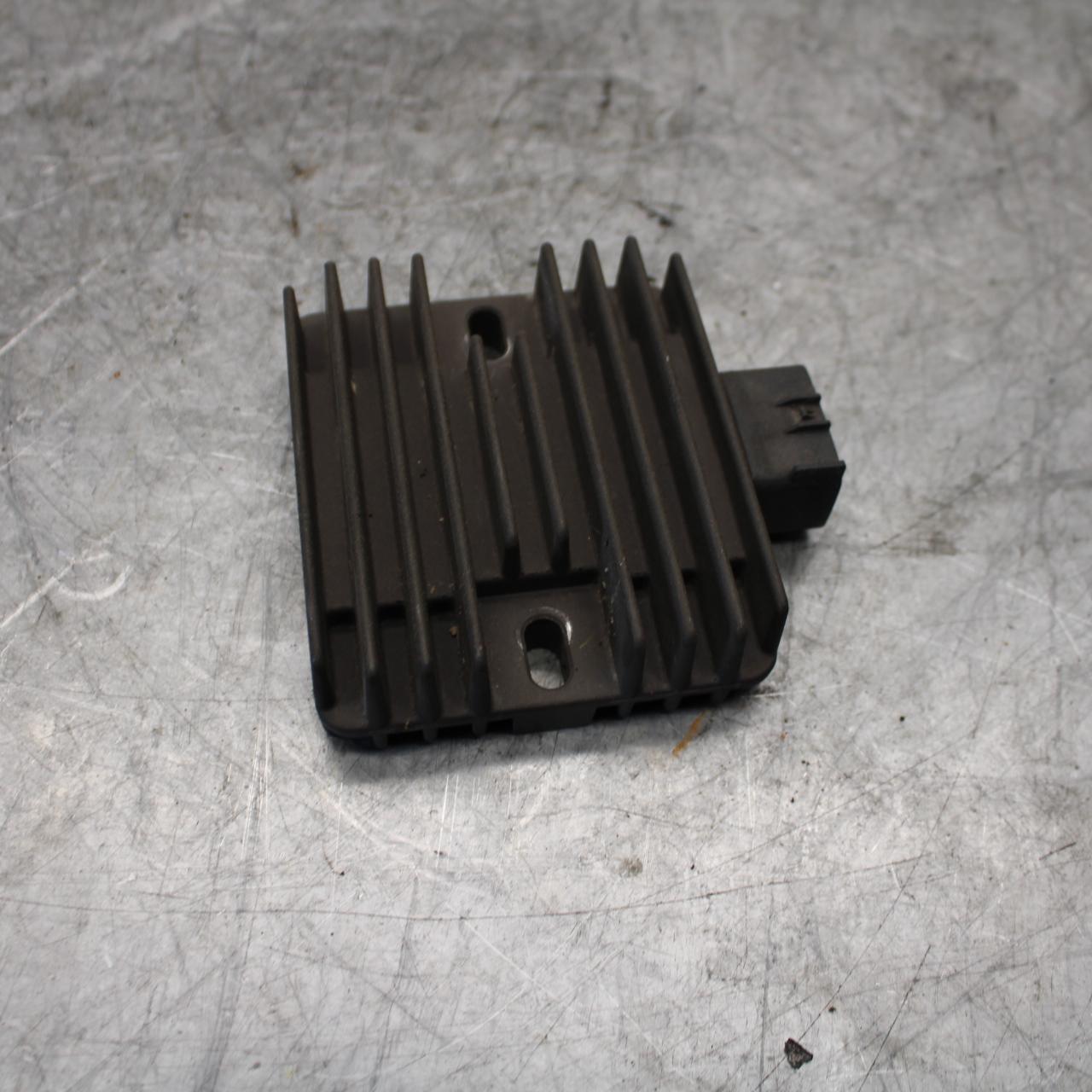 08-16 YAMAHA YZF R6 RECTIFIER VOLTAGE REGULATOR BB431