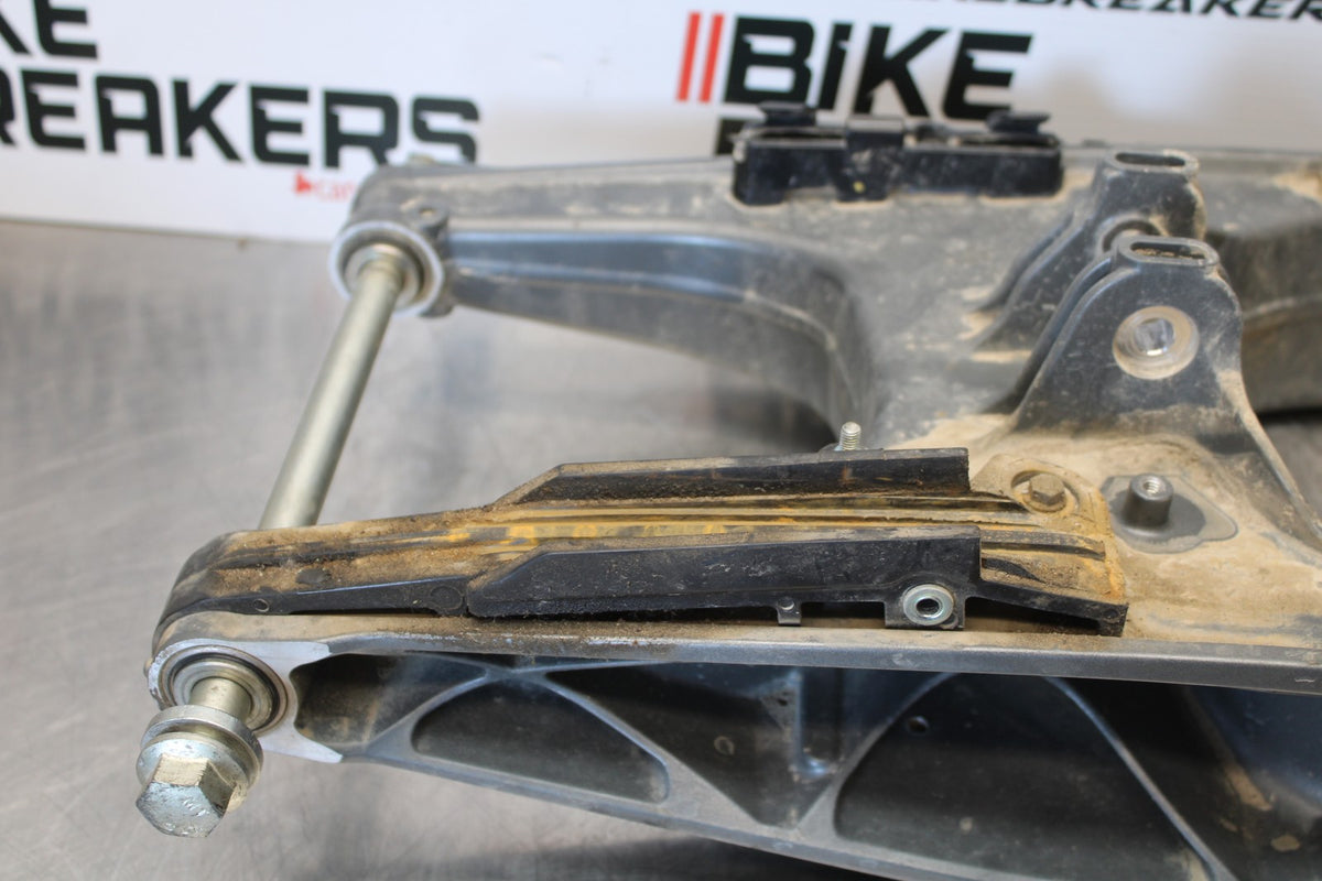 17-22 KTM 390 DUKE REAR SWINGARM BACK SUSPENSION SWING ARM BB180