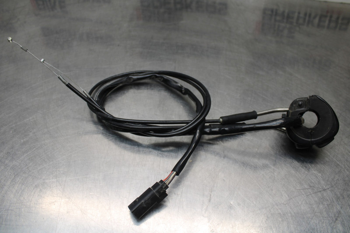 07 HARLEY-DAVIDSON SPORTSTER 1200 XL1200C RIGHT HANDLE KILL START SWITCH BB833