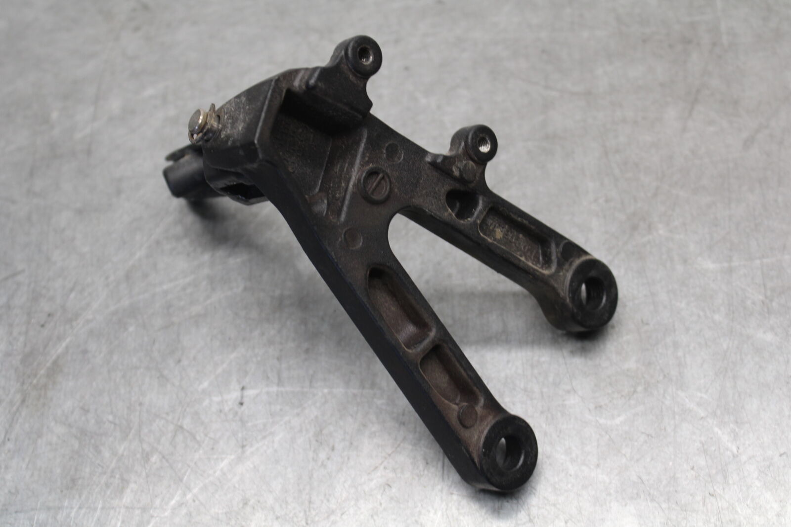 05-06 HONDA CBR600RR LEFT REARSET REAR SET DRIVER FOOT PEG REST STOP BB399