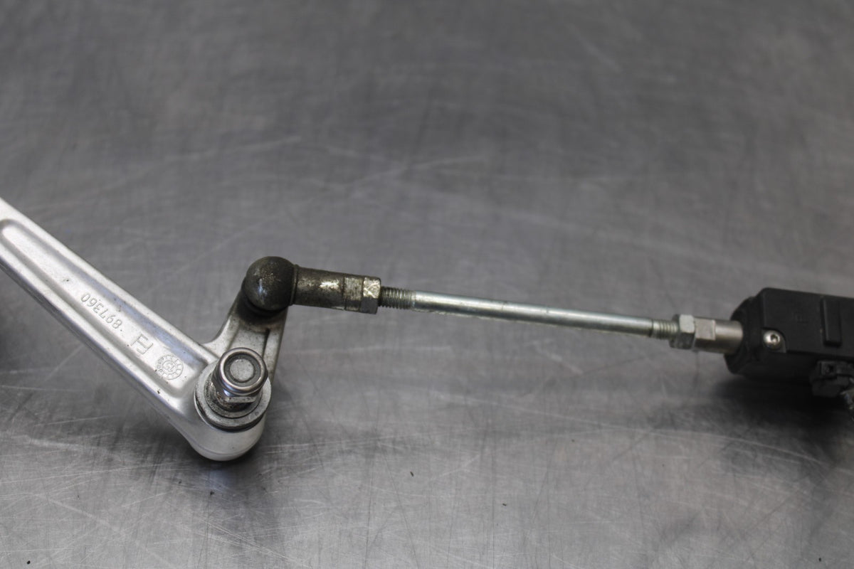 16 APRILIA TUONO V4 1100 QUICK SHIFTER LINKAGE SHIFT LINK PEDAL BB905