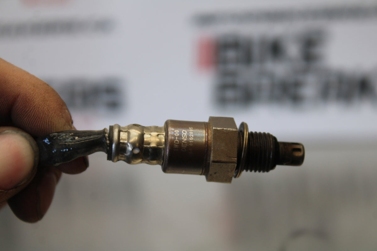 23 YAMAHA YZF R3 OXYGEN O2 EXHAUST GAS LAMBDA SENSOR BB147