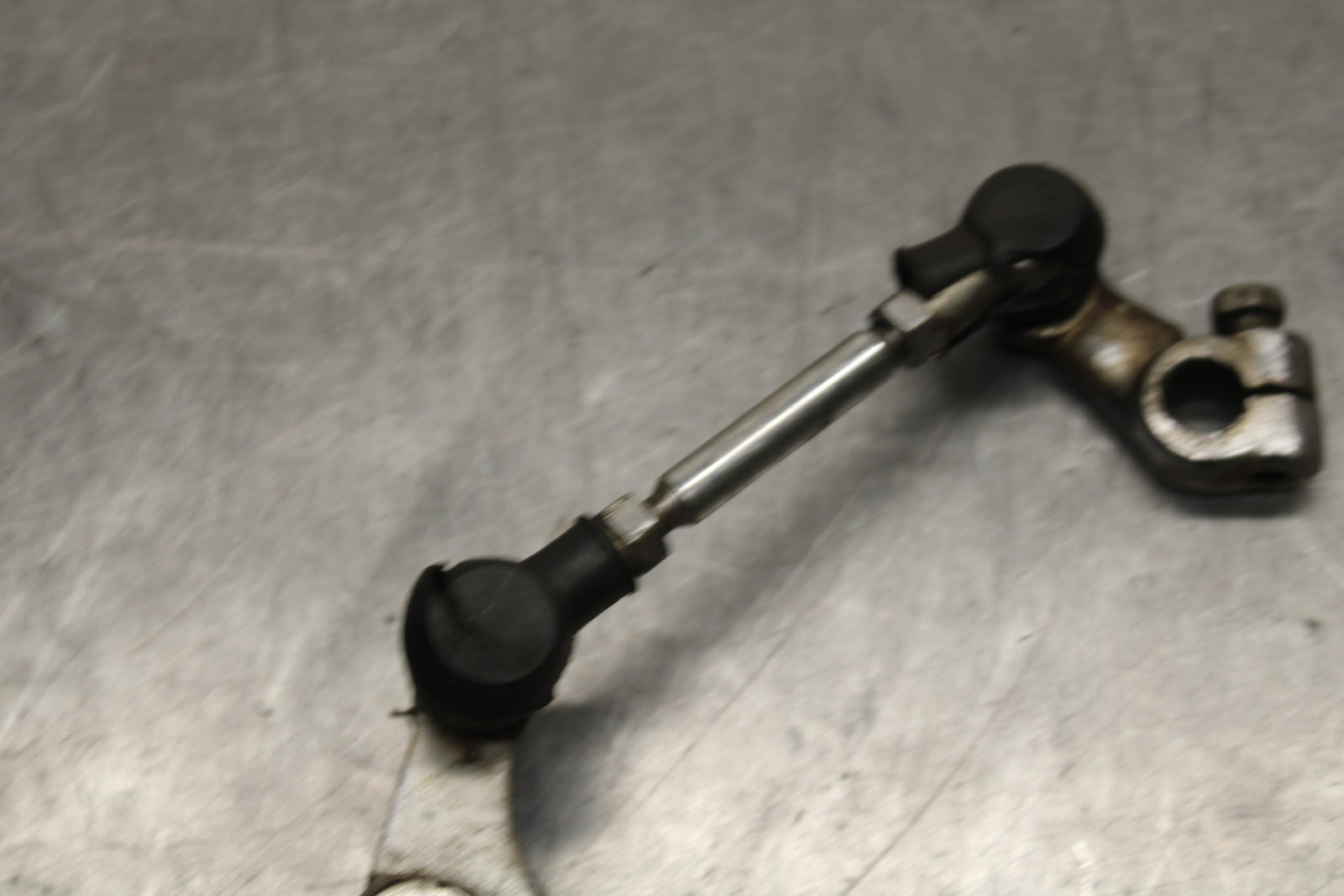 78 SUZUKI GS550E SHIFTER LINKAGE SHIFT LINK PEDAL BB133