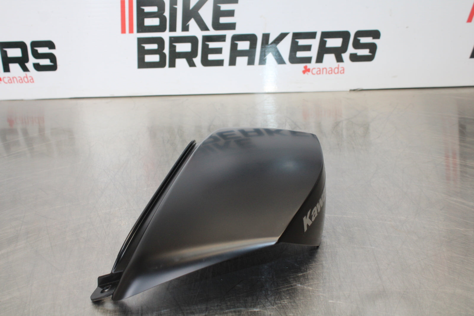 23-24 KAWASAKI NINJA ZX14R NEW!! CENTER REAR BACK TAIL FAIRING COWL BB169