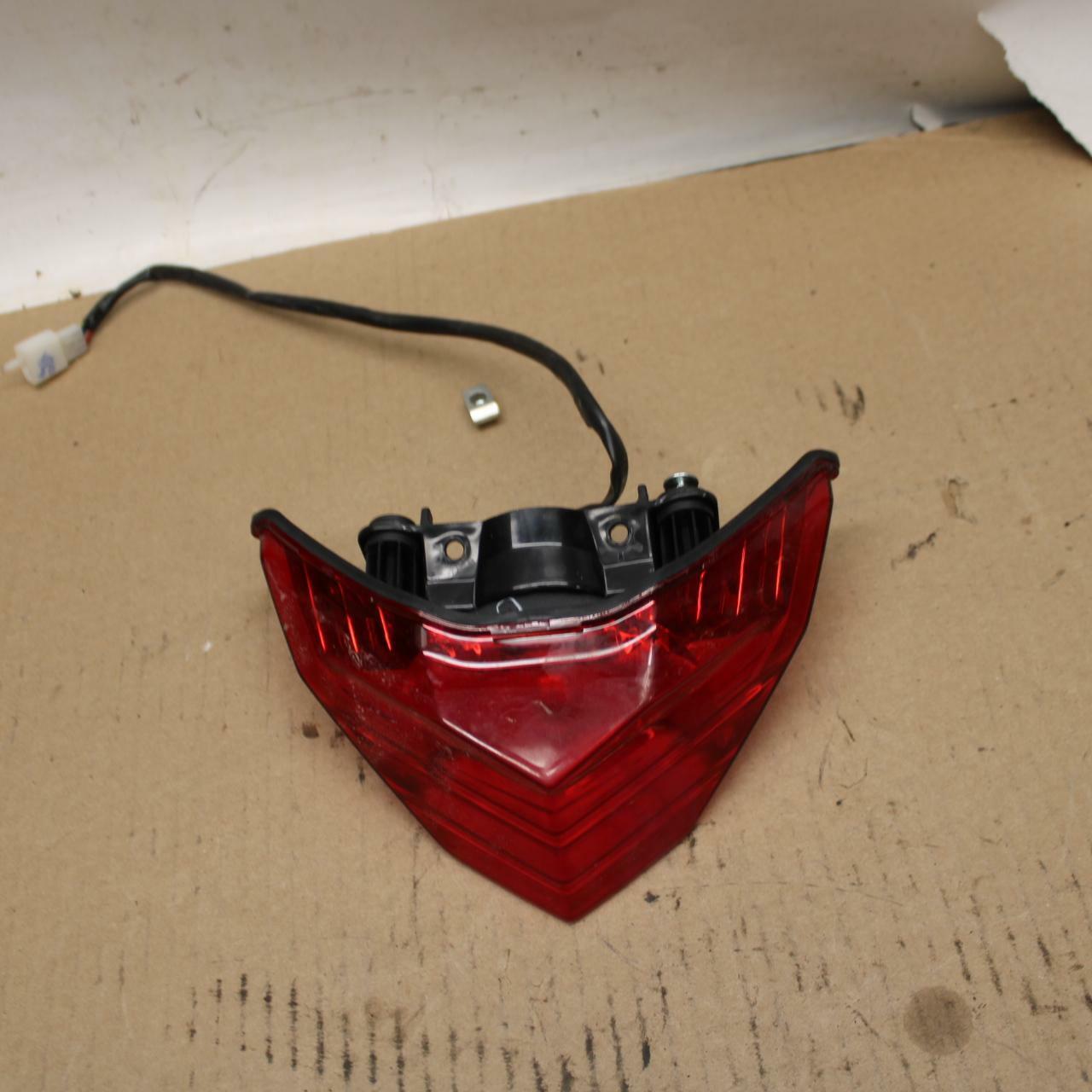 15 KAWASAKI NINJA 300 EX300  REAR TAIL TAILLIGHT BRAKE LIGHT 23025-0326  BB395