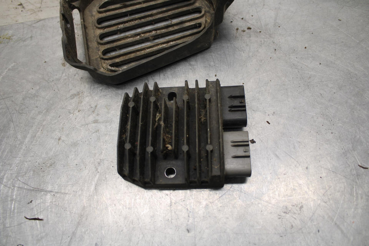 2007 Yamaha V Star 1300 XVS1300A RECTIFIER VOLTAGE REGULATOR BB03