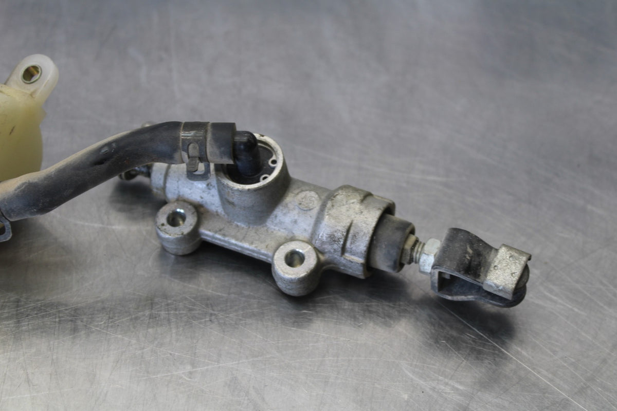 03-08 HONDA VTX1300C REAR BACK BRAKE MASTER CYLINDER W RESERVOIR BB868
