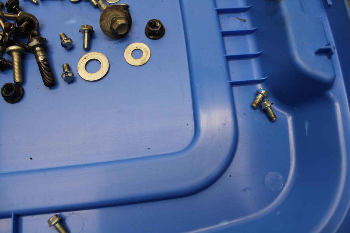 17-23 SUZUKI GSXR 250 GSX250RL8  MOUNTING BOLTS HARDWARE MOTOR SCREWS BB490