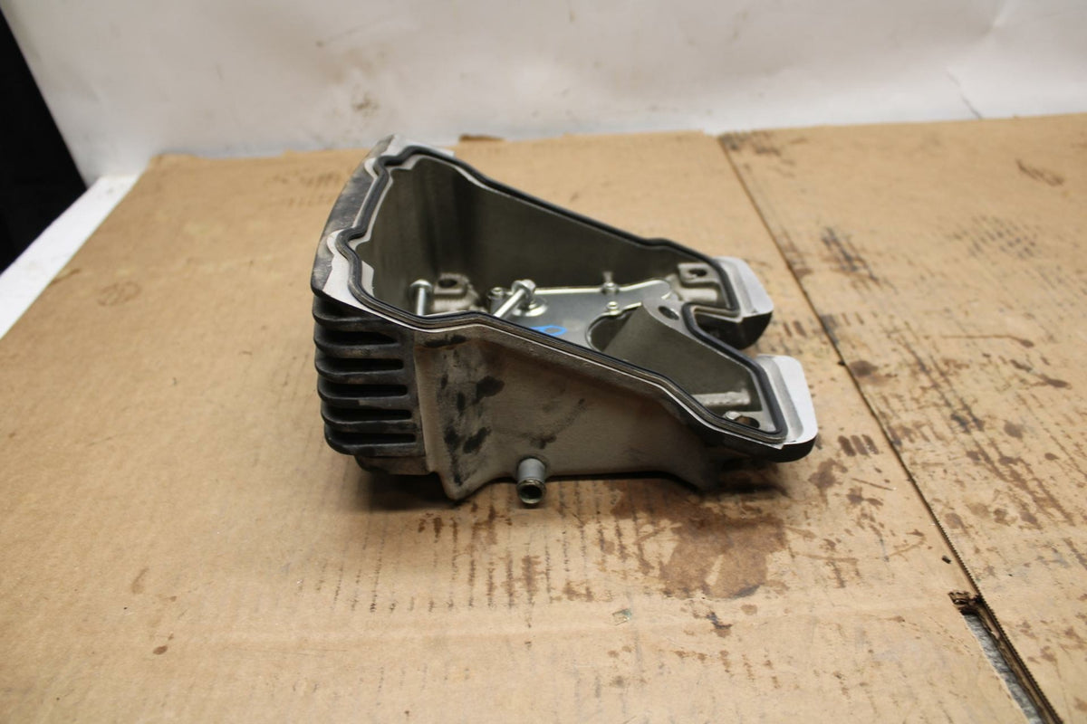 14-20 HARLEY-DAVIDSON STREET 500 ENGINE TOP END REAR CYLINDER HEAD COVER BB381