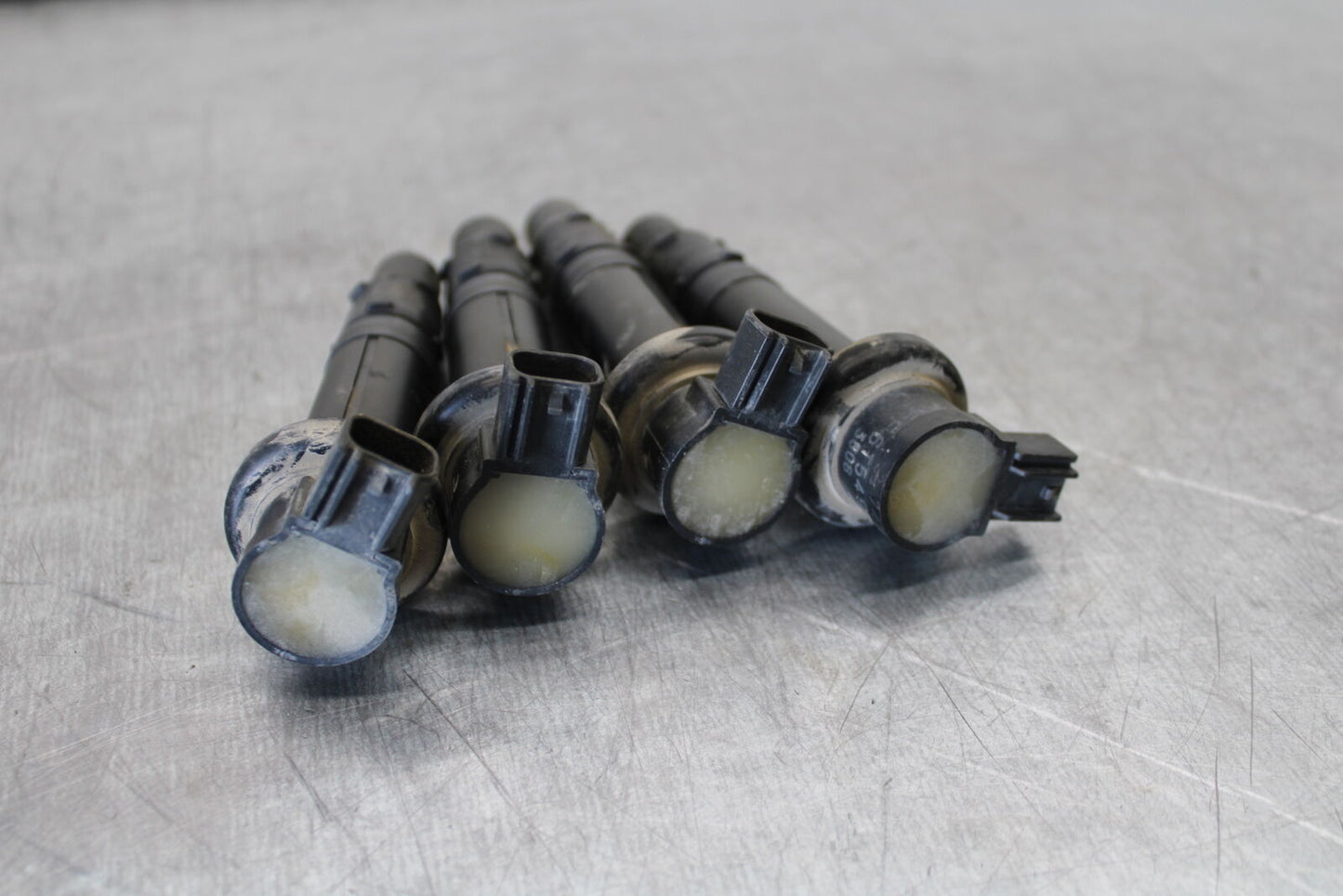 08-09 YAMAHA YZF R6S IGNITION COILS COIL SPARK PLUG CAPS 5SL-82310-20-00 BB178