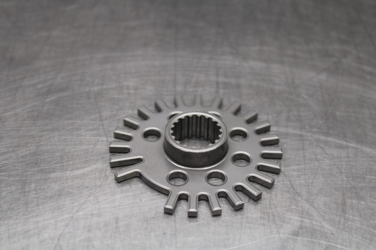 25 KAWASAKI Z900 ENGINE MOTOR TIMING GEAR BB928