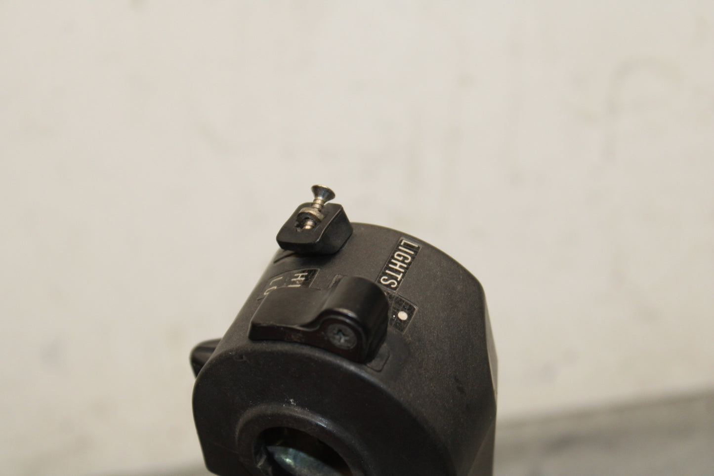 78 SUZUKI GS550E LEFT CLIP ON HANDLE HORN SIGNALS SWITCH SWITCHES BB133