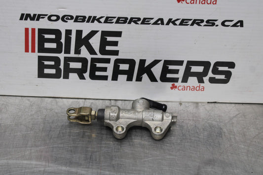 00-02 KAWASAKI NINJA ZX6R REAR BACK BRAKE MASTER CYLINDER BB750