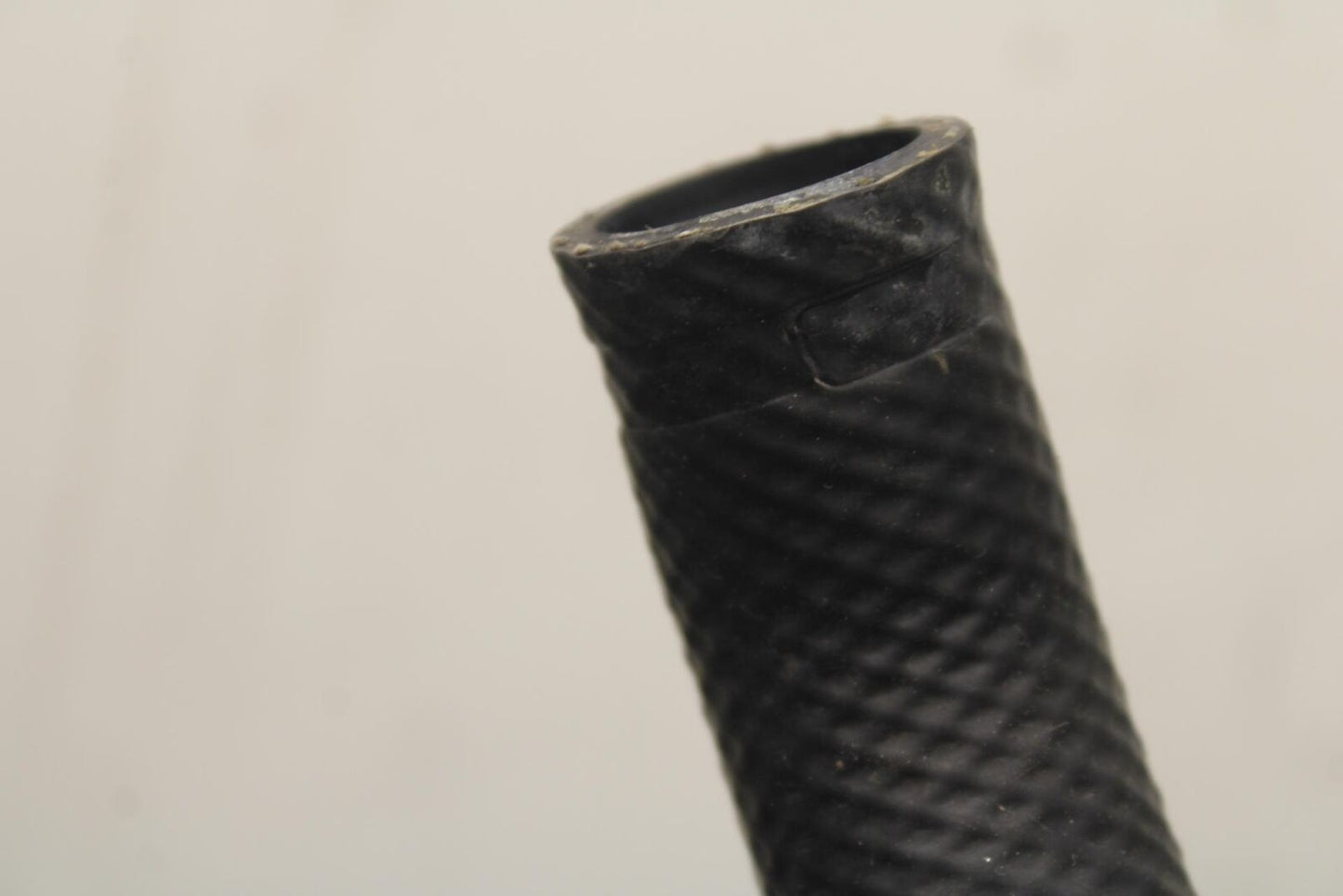 23 KAWASAKI NINJA ZX6R 636 HOSE BB609