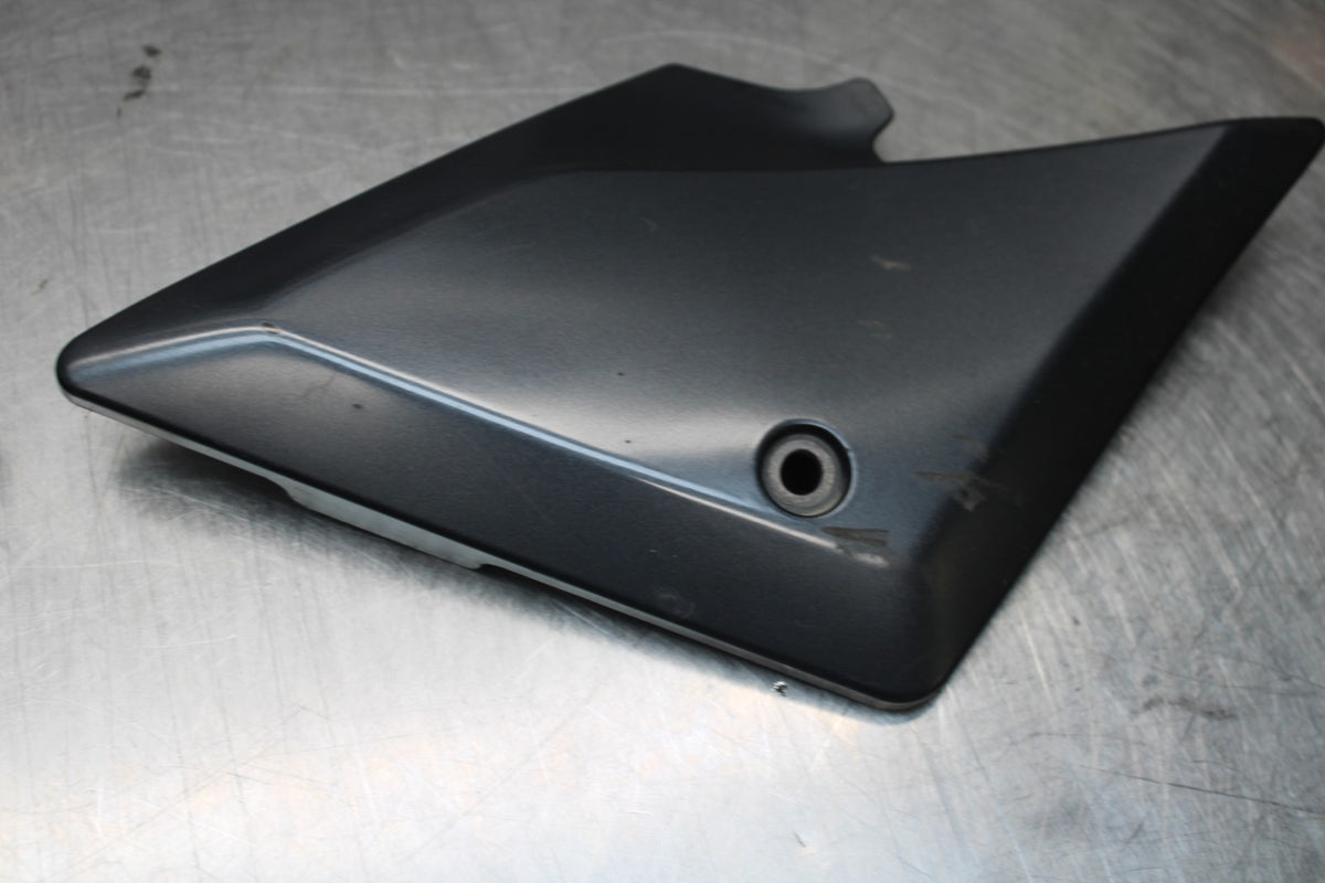06 SUZUKI SV650S RIGHT LEFT FRONT SIDE SEAT PANELS TRIMS COWLS FAIRINGS BB783