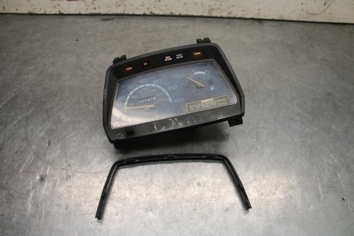 83-85 YAMAHA RIVA 180 XC180 SPEEDO TACH GAUGES DISPLAY CLUSTER SPEEDOMETER BB109