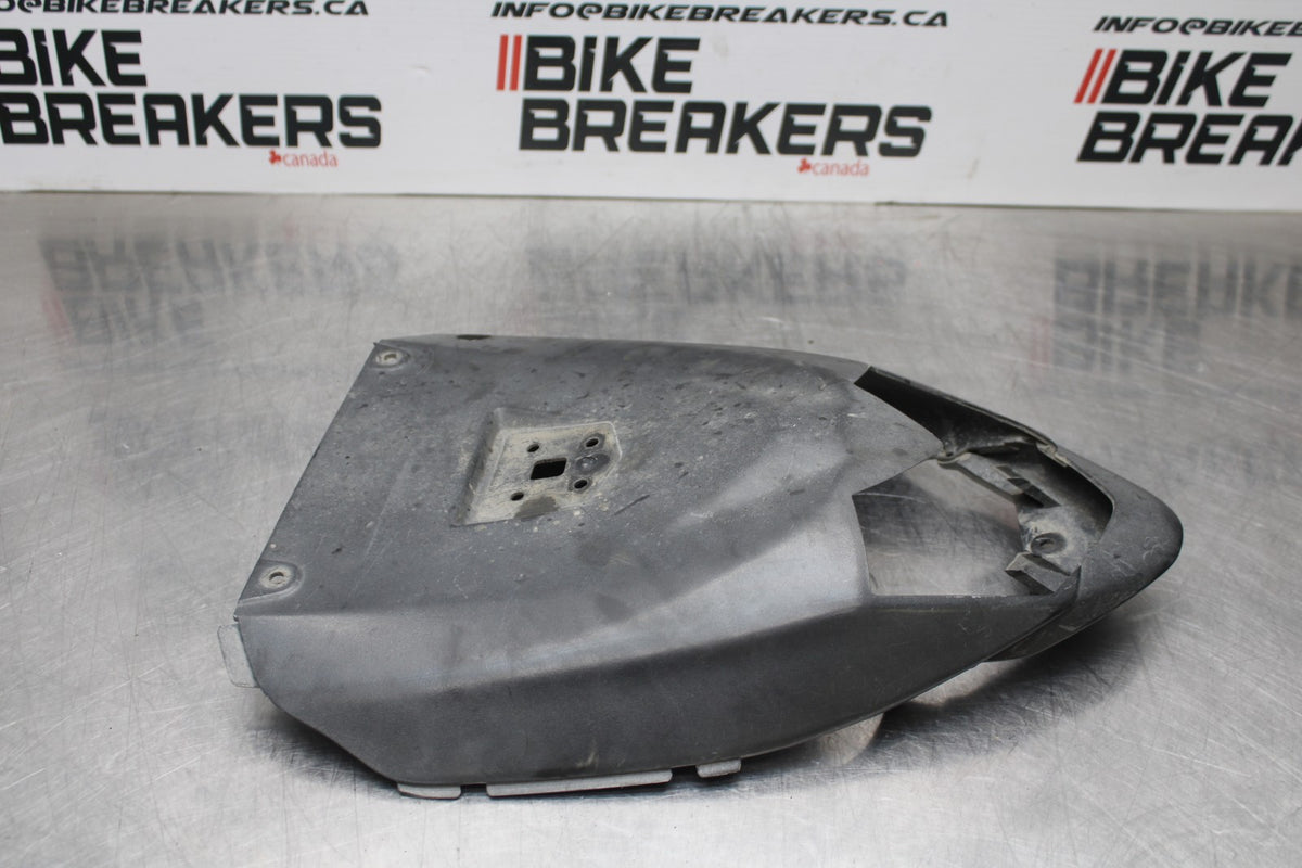 08 KAWASAKI NINJA ZX10R REAR BACK TAIL FAIRING COWL SHROUD BB201