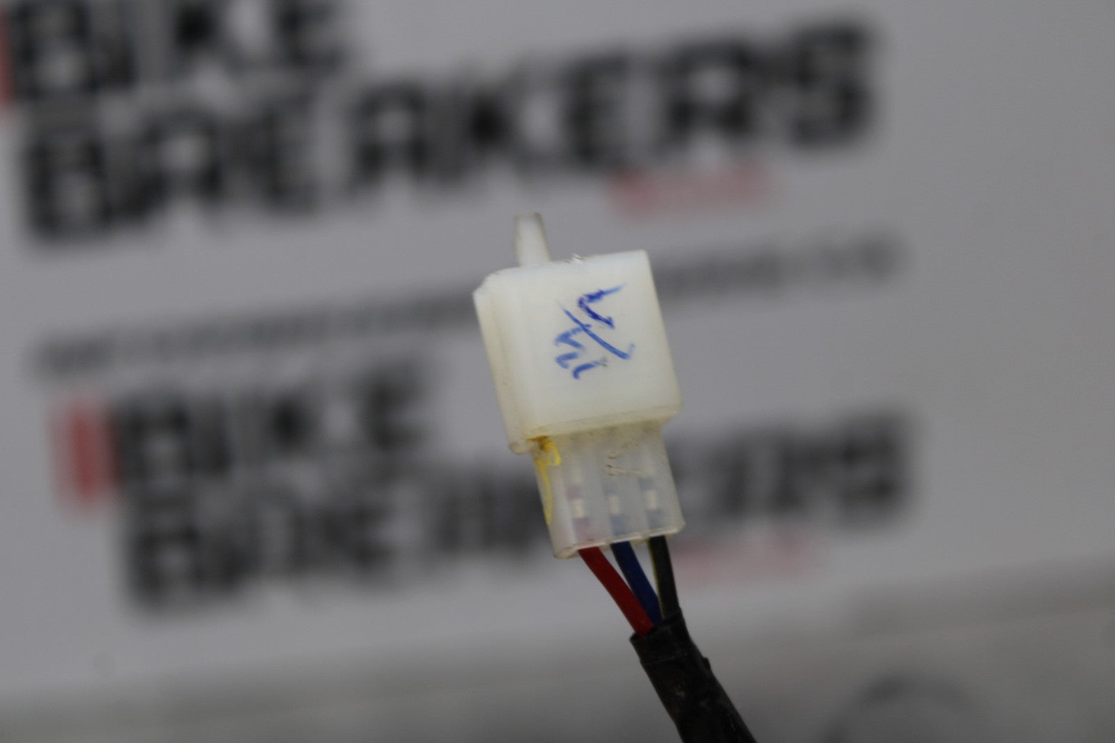 13-17 KAWASAKI NINJA 300 EX300 ABS REAR TAIL TAILLIGHT BACK BRAKE LIGHT BB187