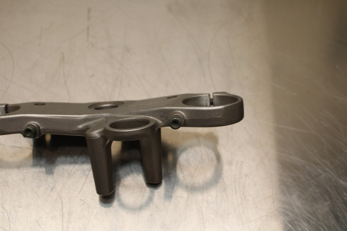 96 YAMAHA YZF750R FORKS UPPER TRIPLE TREE CLAMP BB137