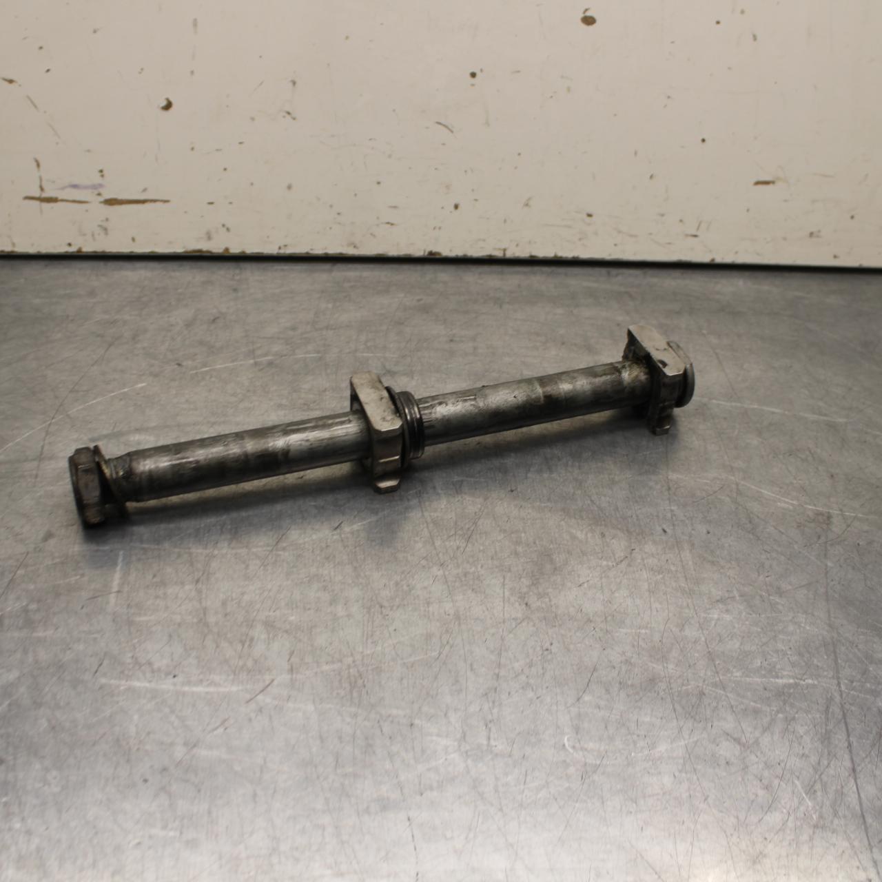 05-06 HONDA CBR600RR REAR AXLE BACK WHEEL RIM BOLT AXEL 42301-MEE-D00 BB624