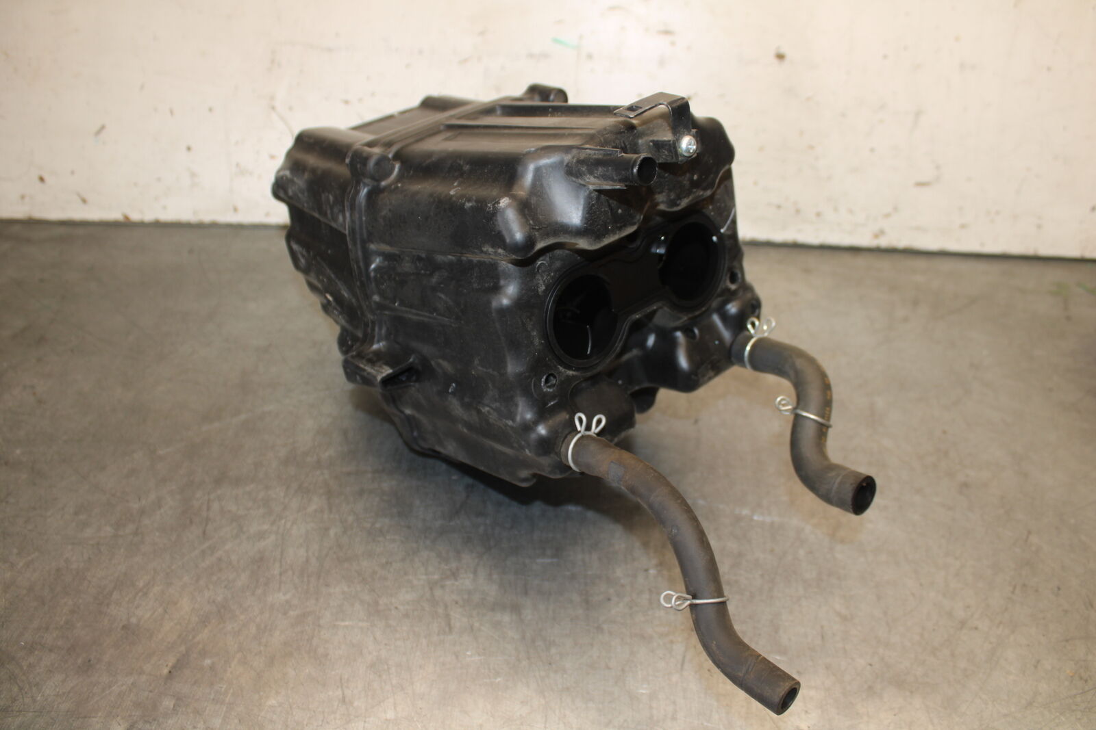13-15 HONDA CBR500R AIRBOX AIR INTAKE FILTER BOX 17225-MGZ-D00 BB704