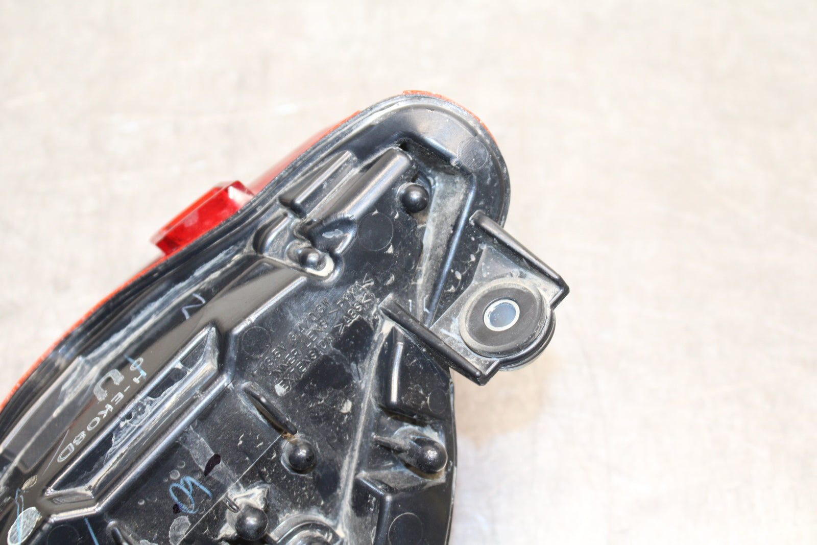 12-17 KAWASAKI NINJA 650 REAR TAIL TAILLIGHT BACK BRAKE LIGHT BB129