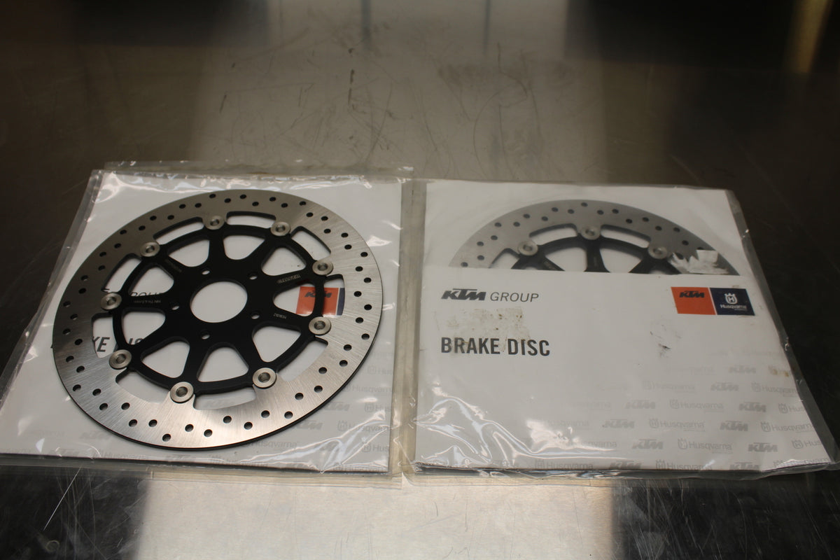 19-20 KTM 790 DUKE 790 NEW!! FRONT LEFT & RIGHT BRAKE ROTORS DISCS BB136