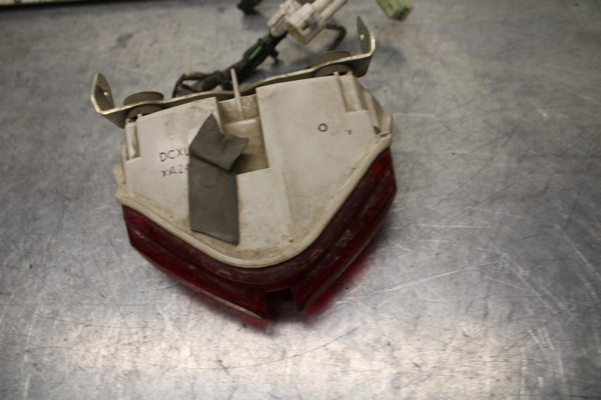 08-10 SUZUKI GSXR 600 750 REAR TAIL TAILLIGHT BACK BRAKE LIGHT BB101