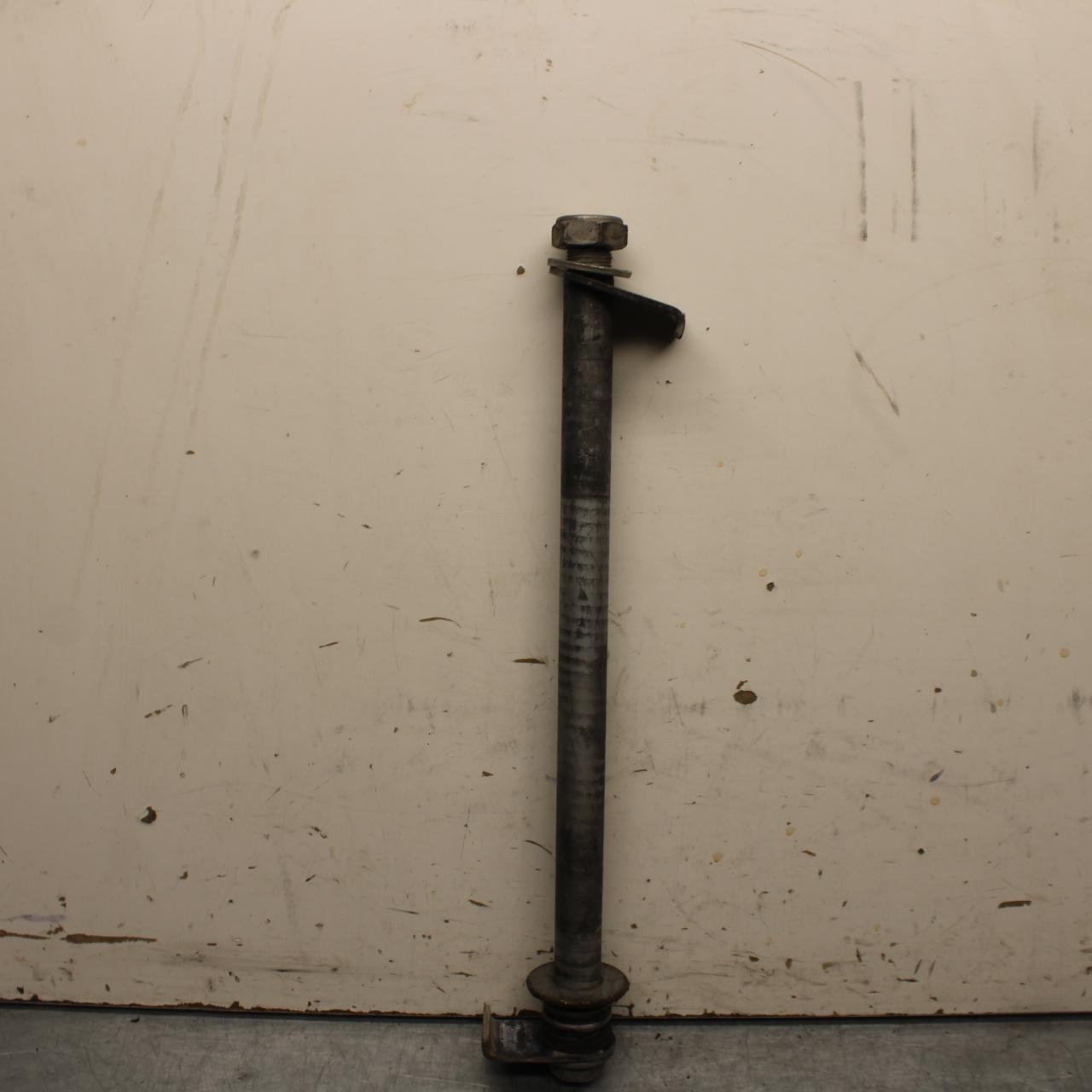 2008 Honda CBF1000 REAR AXLE BACK WHEEL RIM PIVOT BOLT AXEL BB641